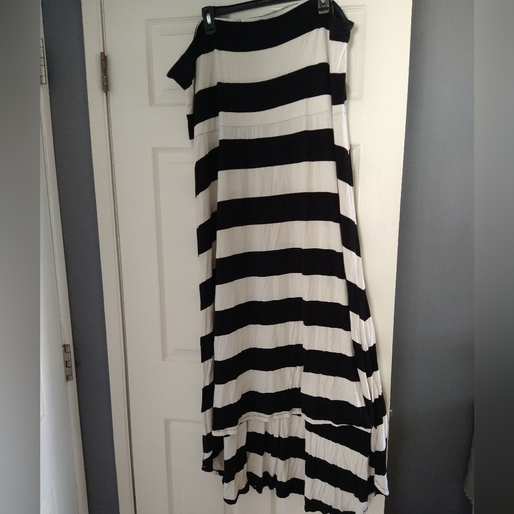 Lane Bryant sz 26/28 black/white strapless dress